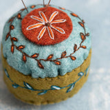 Corinne Lapierre Limited - Scissors Pouch and Mini Pin Cushion Felt Craft Mini Kit: English
