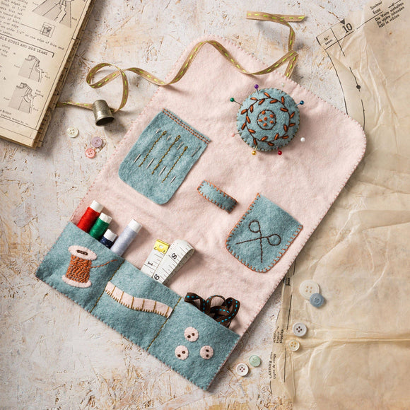 Corinne Lapierre Limited - Sewing Roll Felt Craft Kit: English