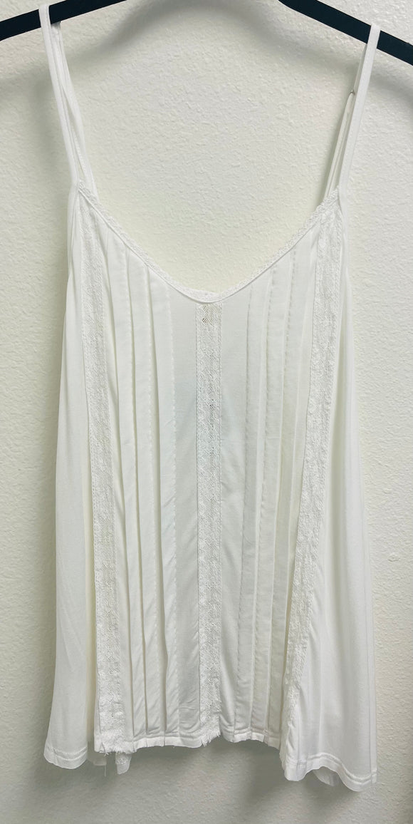 Sleeveless Lace Trim Tank