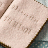 Corinne Lapierre Limited - Needle Case  Felt Craft Mini  Kit: English