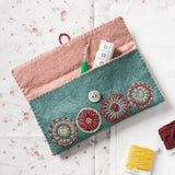 Corinne Lapierre Limited - Sewing Pouch Felt Craft Mini Kit: English